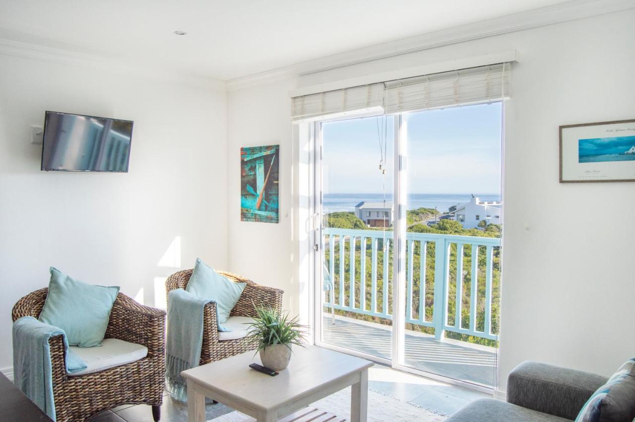 Bellamente Sirene Hotel Gansbaai Bagian luar foto