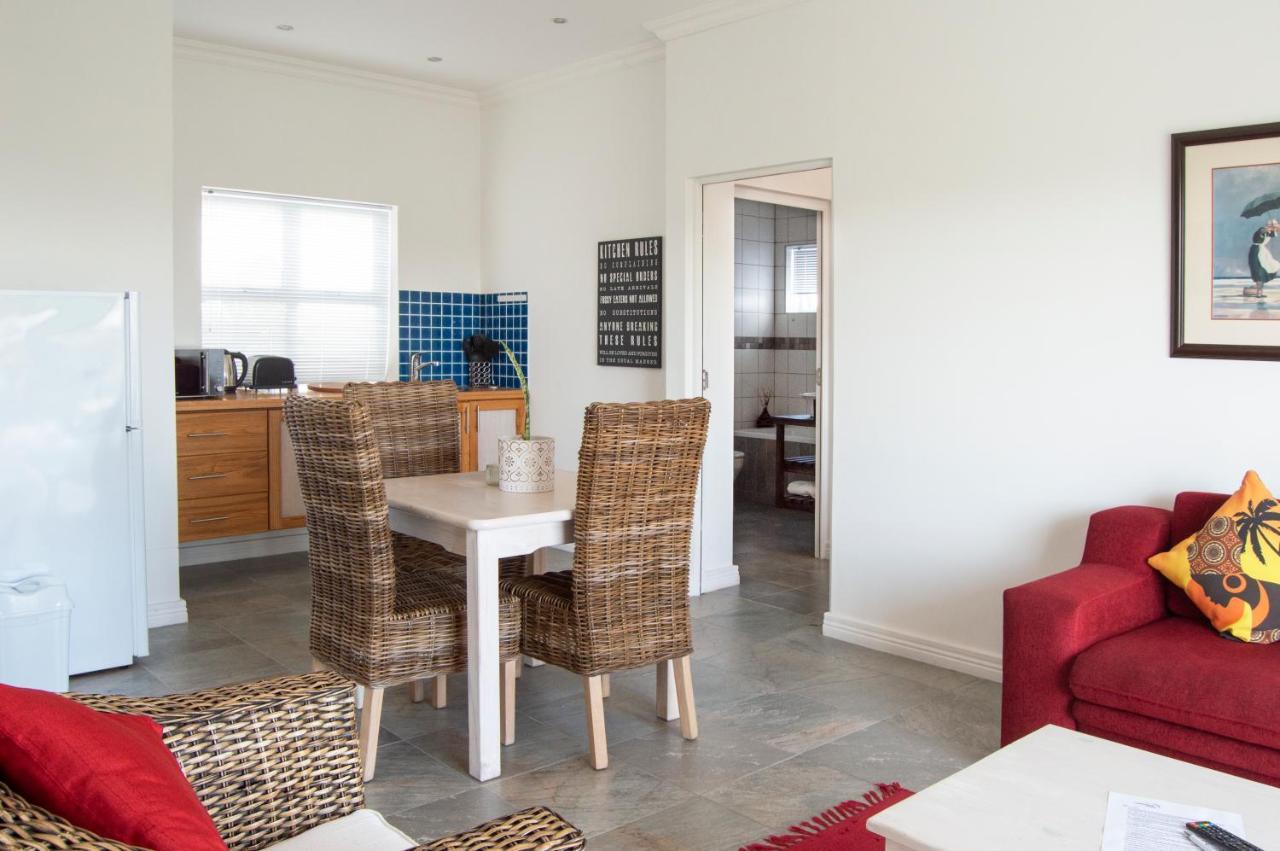 Bellamente Sirene Hotel Gansbaai Bagian luar foto
