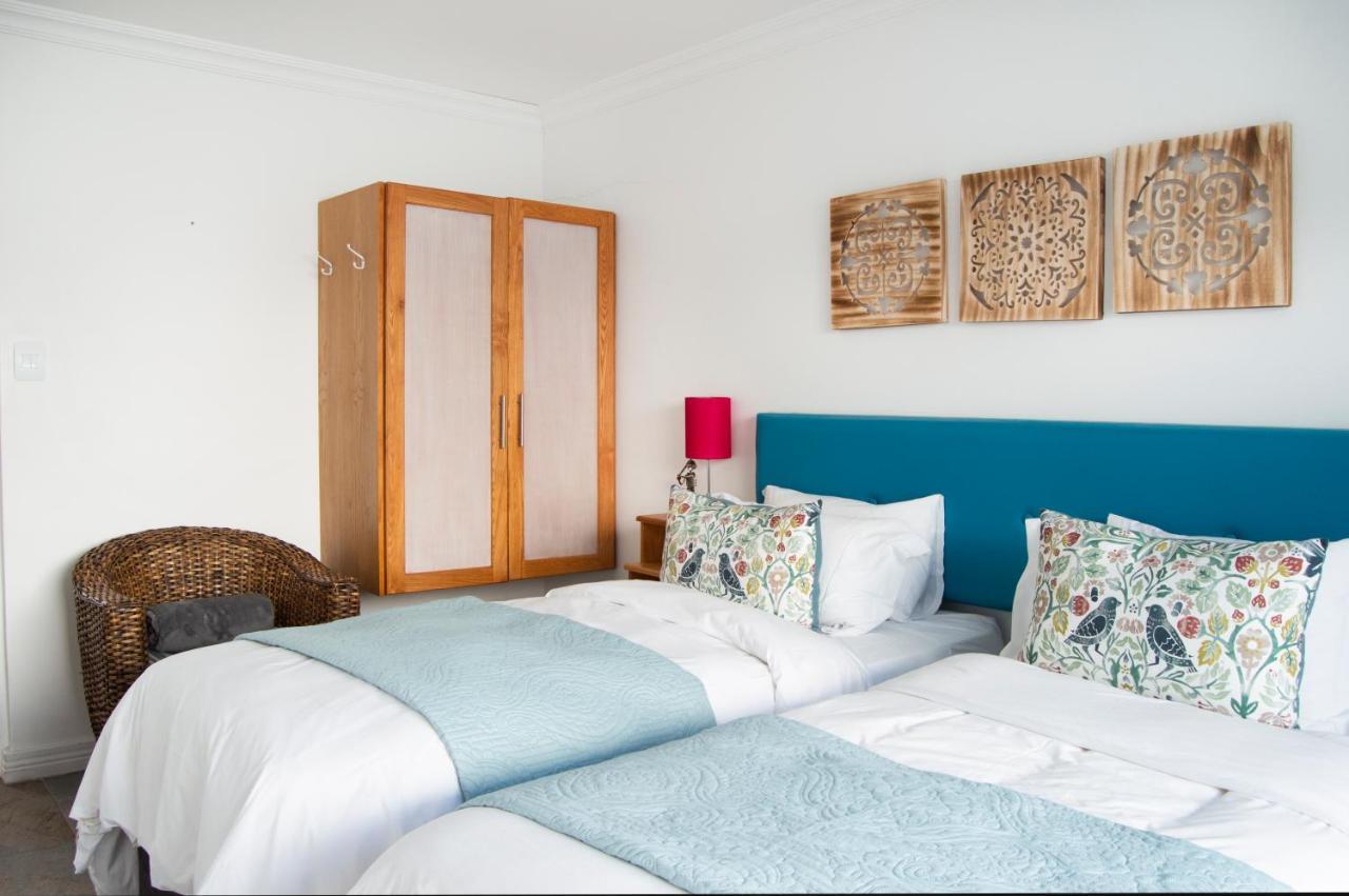 Bellamente Sirene Hotel Gansbaai Bagian luar foto