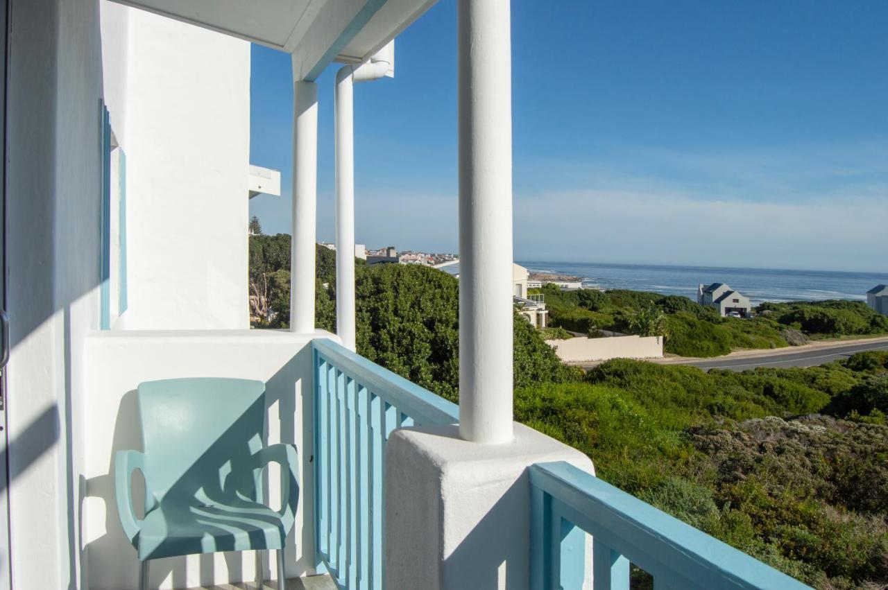 Bellamente Sirene Hotel Gansbaai Bagian luar foto